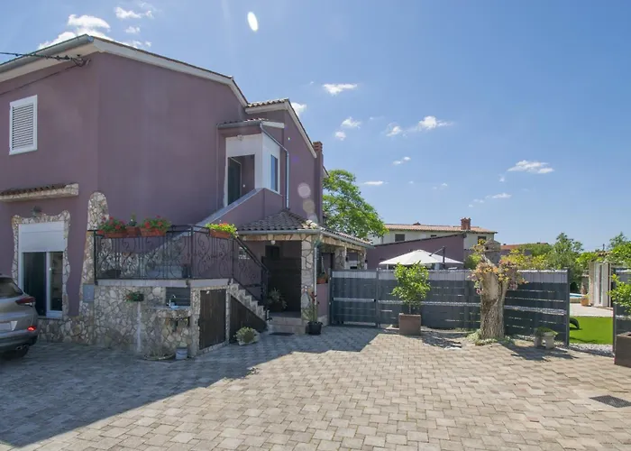 Apartament Arwen, With Pool Juršići