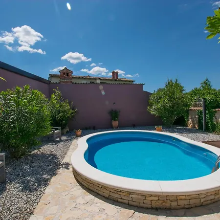 Lejlighed Arwen, With Pool